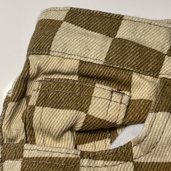 NWT - BOOHOO TALL CHECKERBOARD PRINTED BOYFRIEND JEANS SIZE 6/M - Picture 7 of 15